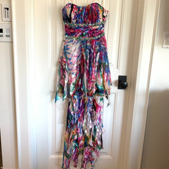 Formal High-Low Dress - Picture 1 of 3